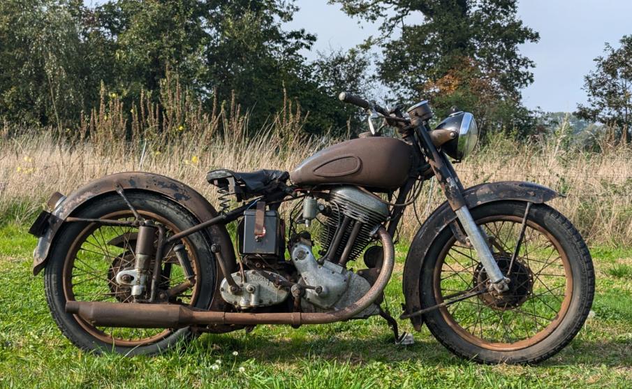 Sarolea Model  350cc OHV 1951 patina condition runs and rides