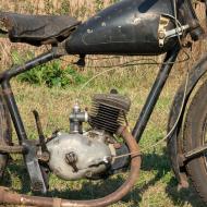 DKW RT98 barnfind engine turns gearbox shifts  1939