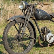 DKW RT98 barnfind engine turns gearbox shifts  1939