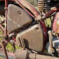 Ariel WNG 350cc 1940 Ex world war 2 machine french barnfind great project