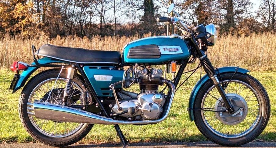 Triumph T150 trident 1970 with dutch registration papers