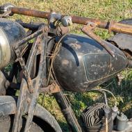 DKW RT98 barnfind engine turns gearbox shifts  1939