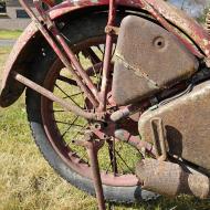 Ariel WNG 350cc 1940 Ex world war 2 machine french barnfind great project