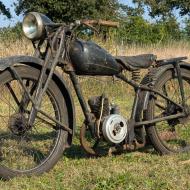 DKW RT98 barnfind engine turns gearbox shifts  1939