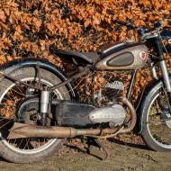 Rabeneick 150cc in first paint great complete condition