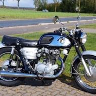 Honda K0 Cb450 Black Bomber 1967 with dutch registration