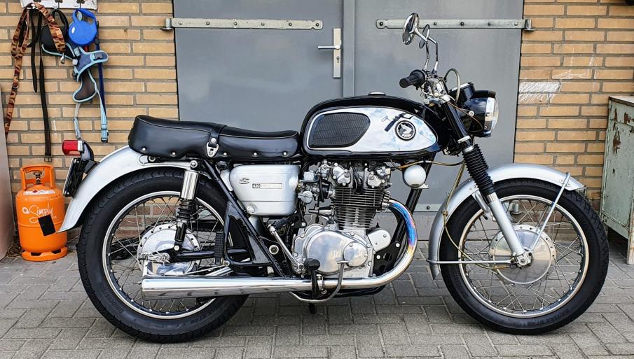 honda cb450 black bomber