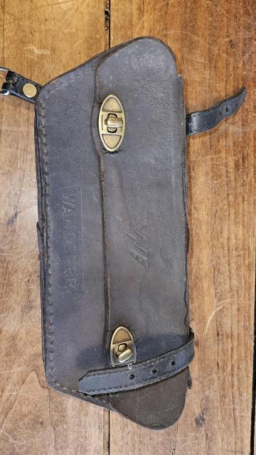 Wanderer leather toolbag