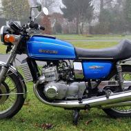Suzuki GT750 1976 with registration papers in beautiful condition