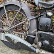 Coming in Terrot HD 350cc 1934 great patina