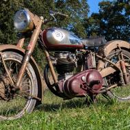 BSA C11 onecilinder 250cc OHV 1954