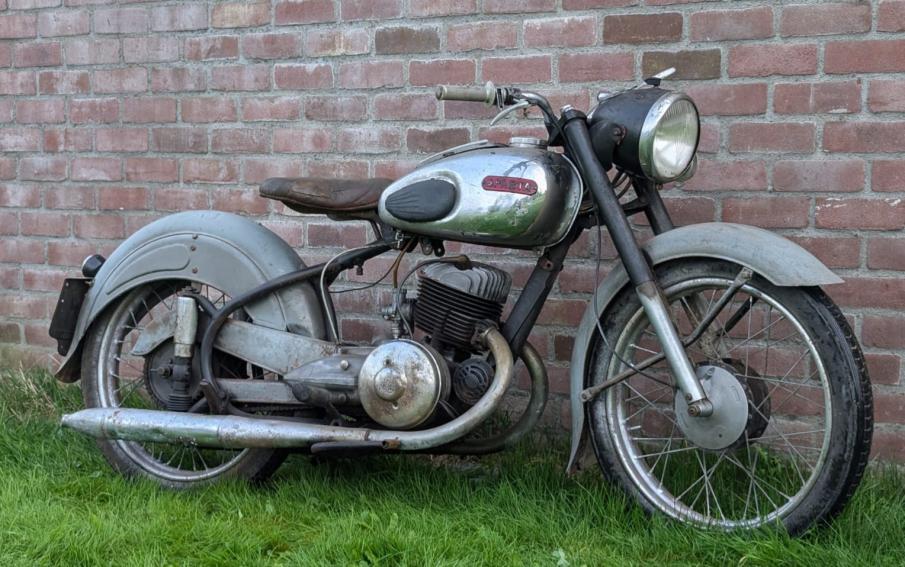 Sparta 250cc 1955  in first paint belgian registration