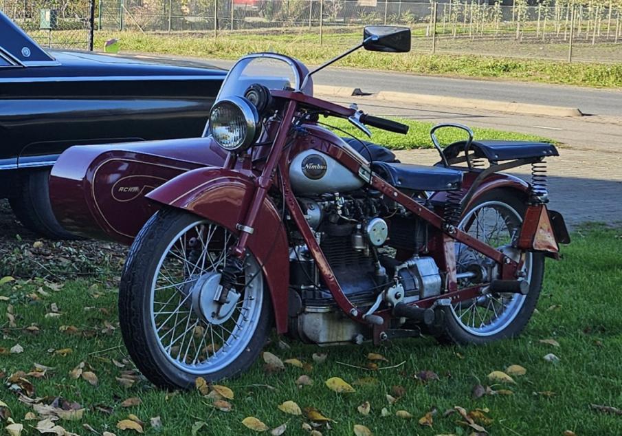 Nimbus 750cc fourcilinder 1938 with sidecar, dutch registration