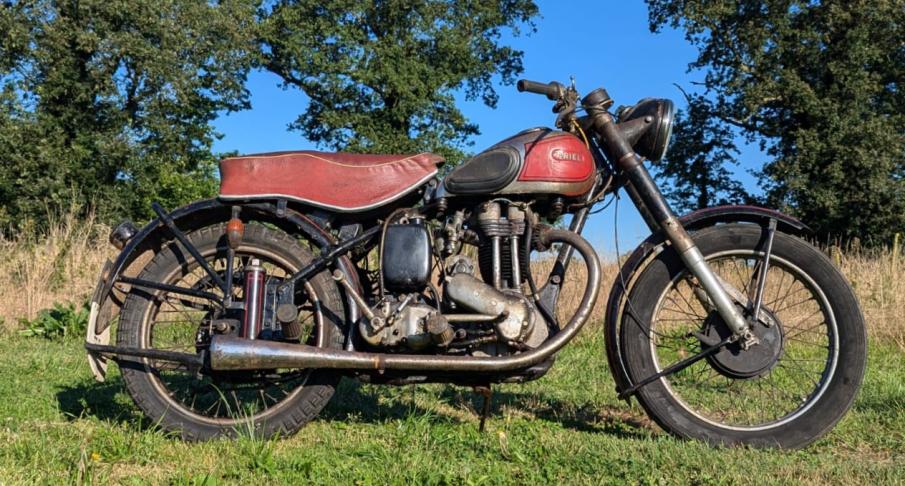 Ariel 1945 WNG  350cc OHV great patina time original piece