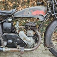 Coming in Terrot HD 350cc 1934 great patina