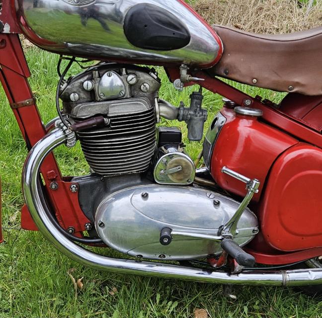 Jawa 500cc 1958 Ohc mod 15 matching numbers | Dutch Lion Motorbikes