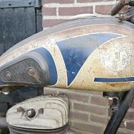 FN  M13 450cc 1949  1 cyl sv  with a nice  patina winterproject for restoration