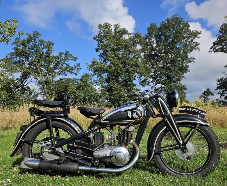 DKW NZ 350cc 1939 with original old and new dutch registration