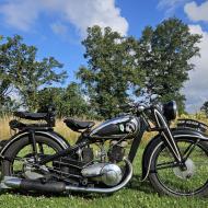 DKW NZ 350cc 1939 with original old and new dutch registration