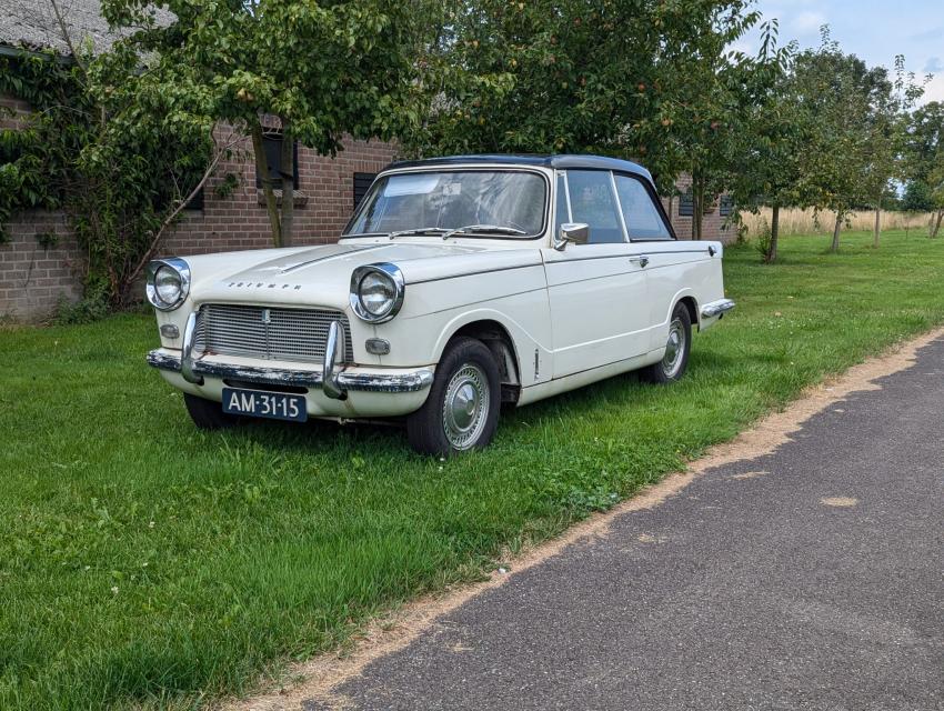 Triumph Herald 1965 with dutch registration papers