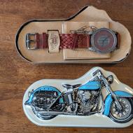 Harley Davidson Watch with box and can Collectorsitem in blue