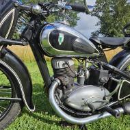 DKW NZ 350cc 1939 with original old and new dutch registration