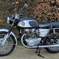 Honda K0 Cb450 Black Bomber 1967 with dutch registration