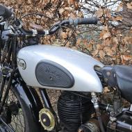 Norton 16H ex Wo2 1941 dutch papers runs and rides great