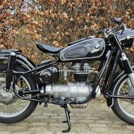 Coming in BMW 250cc  R26 Mono 1957 with dutch papers