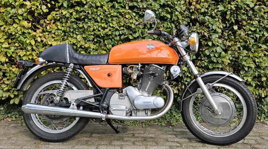 Laverda SF750 from 1974 with dutch registration papers