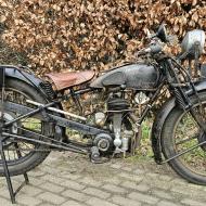 Gillet Tour Du Monde 350cc 1931 with german registration papers in first paint