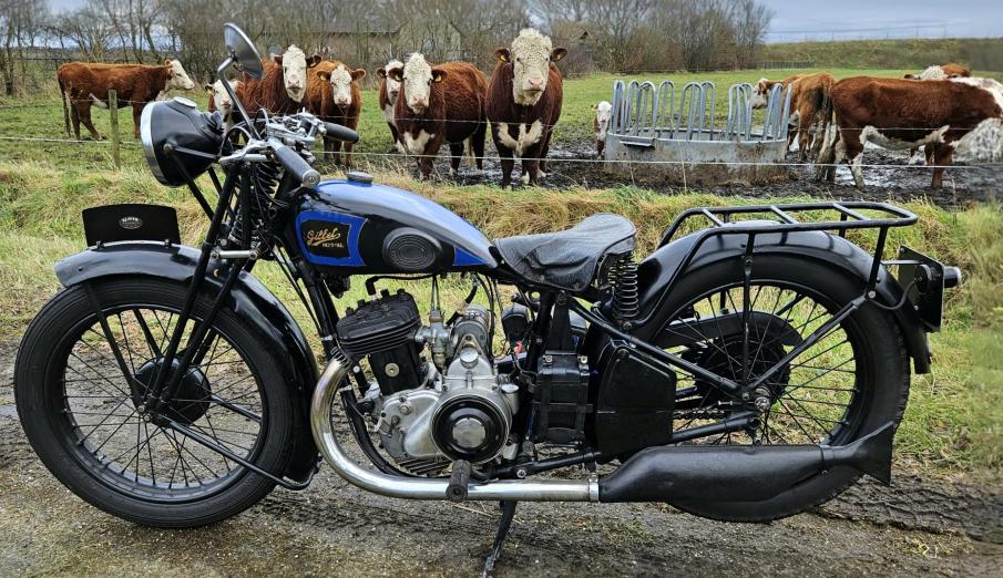 Gillet Herstal Confort 350cc 1933 matching numbers with dutch registration