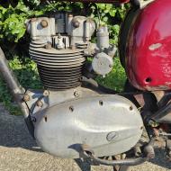 BSA 250cc C15  year 1959 nice winterproject