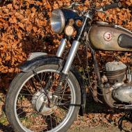 Rabeneick 150cc in first paint great complete condition