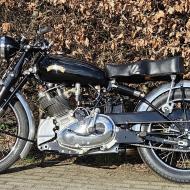 Vincent Comet 500cc OHV 1951 with UK registration papers