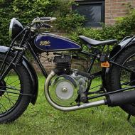 Gillet Tour Du Monde 350cc  1930 in nice restored condition