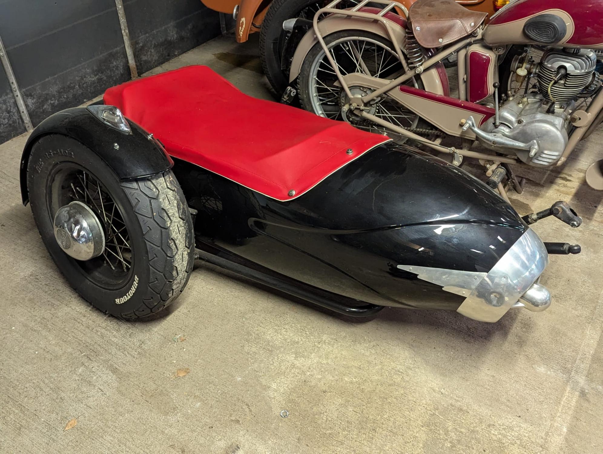 Duna sidecar in restored condition fits a Harley wla wlc for example ...